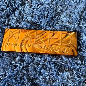 Urban decay naked honey eyeshadow palette